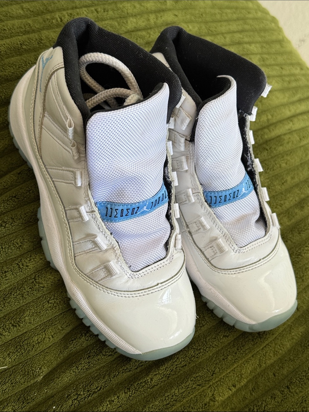 Air Jordan 11 Retro | Boys 3.5